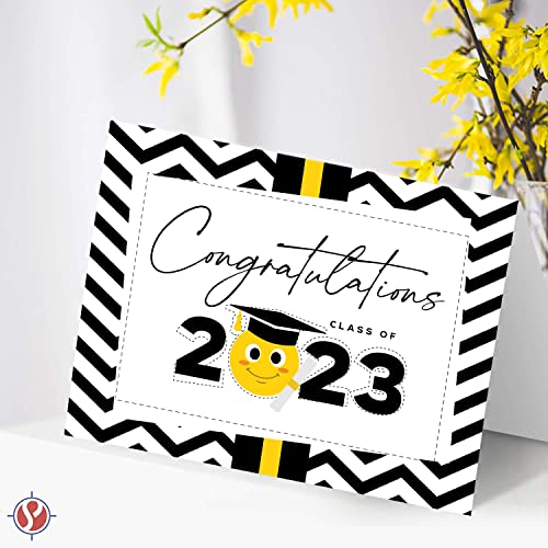 Tarjetas de felicitación de graduación de la clase 2023: celebrando un nuevo capítulo en la vida