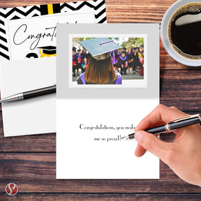 Tarjetas de felicitación de graduación de la clase 2023: celebrando un nuevo capítulo en la vida