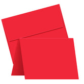 Paquete de tarjetas del Día de San Valentín: tarjetas en blanco de color rojo brillante de 5" x 7" con sobres, ranuradas para doblar: 25 por paquete